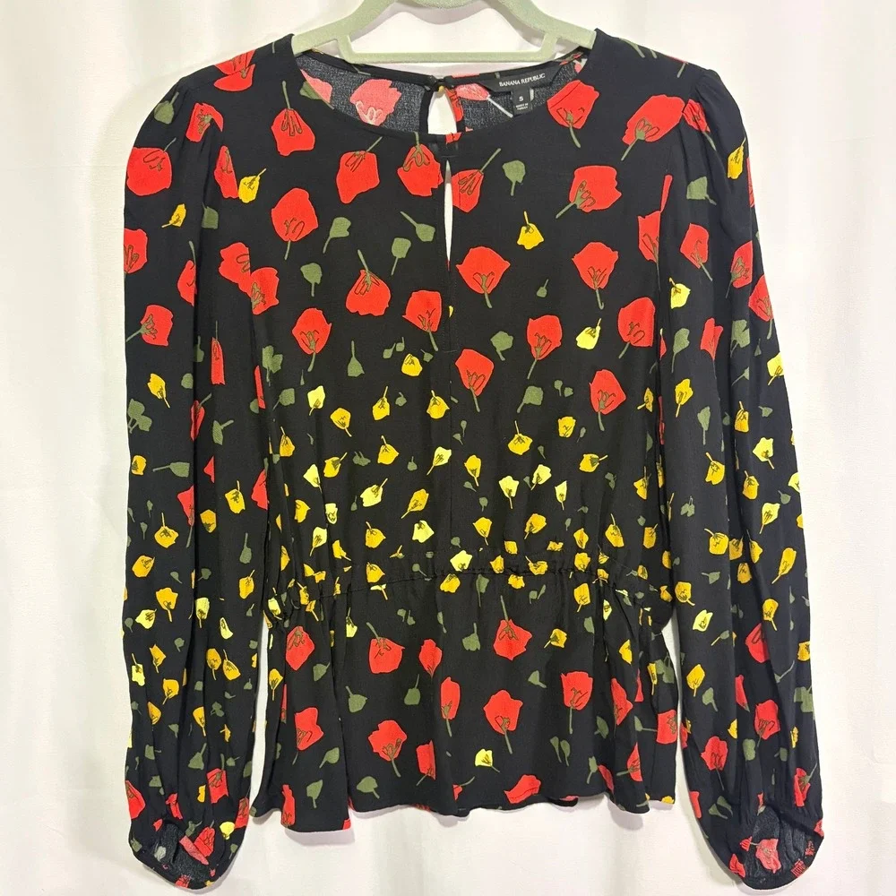 Banana Republic Floral Poppy Blouse Black L/S Cinched Waist S Fall Peplum Office